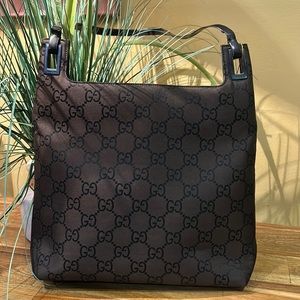 Gucci shoulder bag